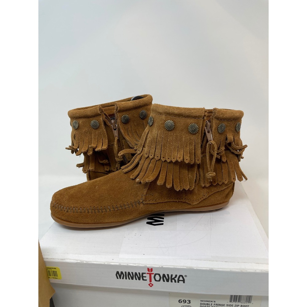 Minnetonka Double Fringe Side Zip Boot Womens 7 Brown Excellent Suede Concho 693 - Picture 6 of 11